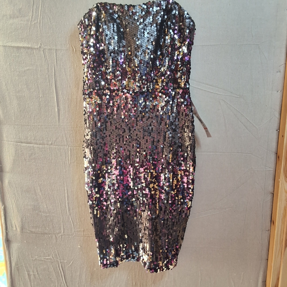 NWT JUMP JUNIORS  Sequin Strapless Dress